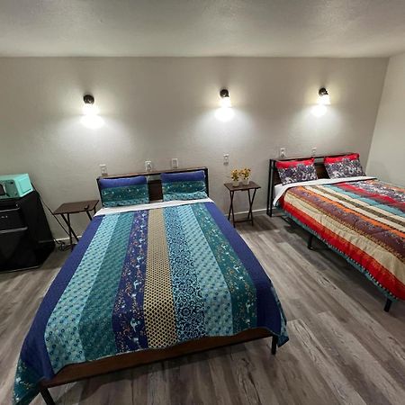 La Unica Hotel Austin Bagian luar foto