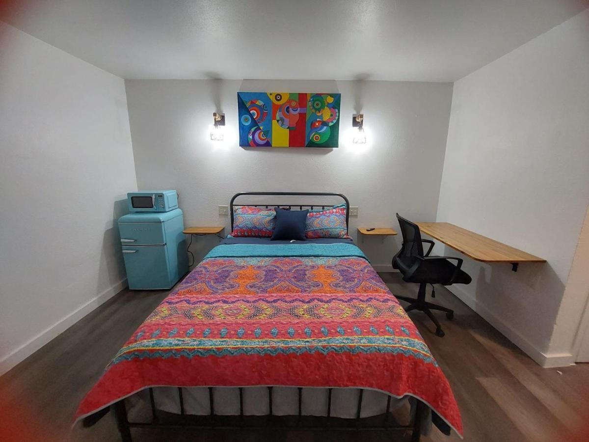 La Unica Hotel Austin Bagian luar foto