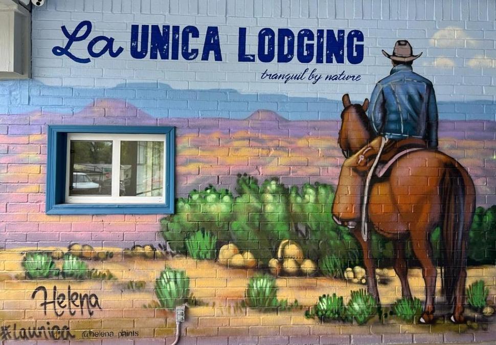 La Unica Hotel Austin Bagian luar foto