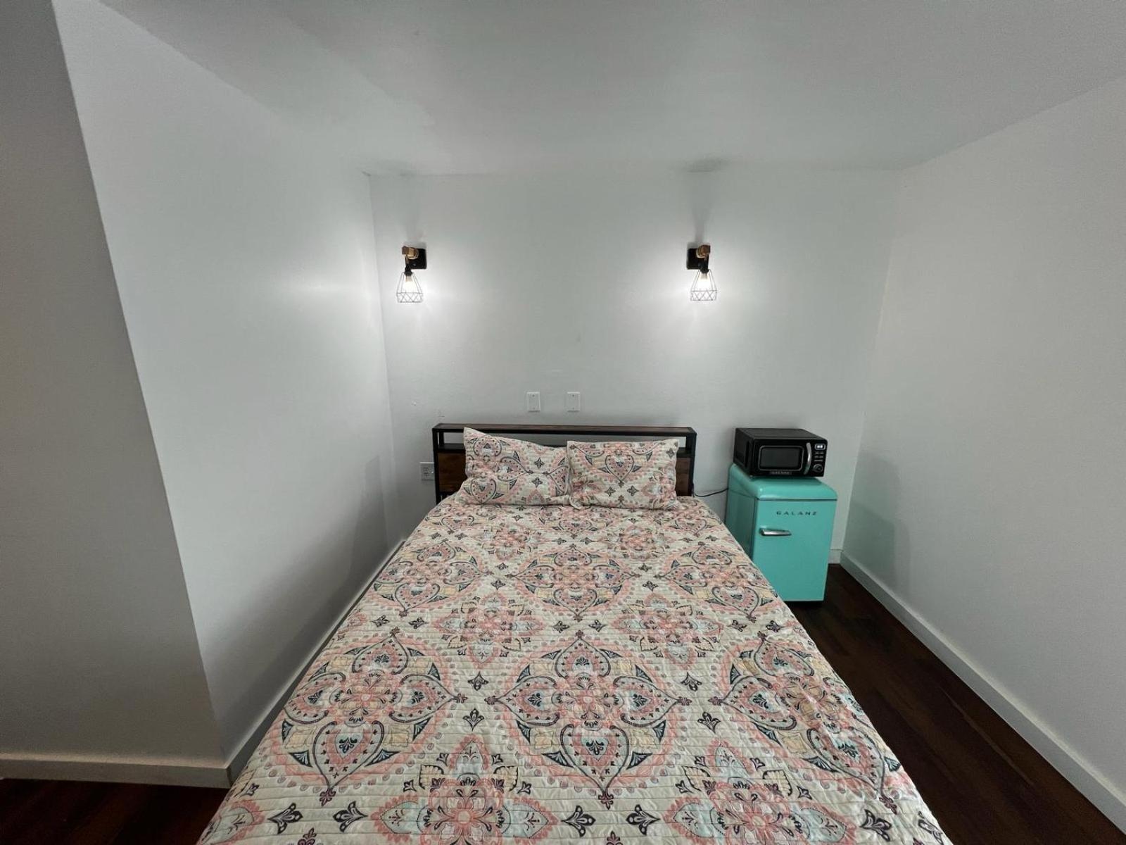 La Unica Hotel Austin Bagian luar foto