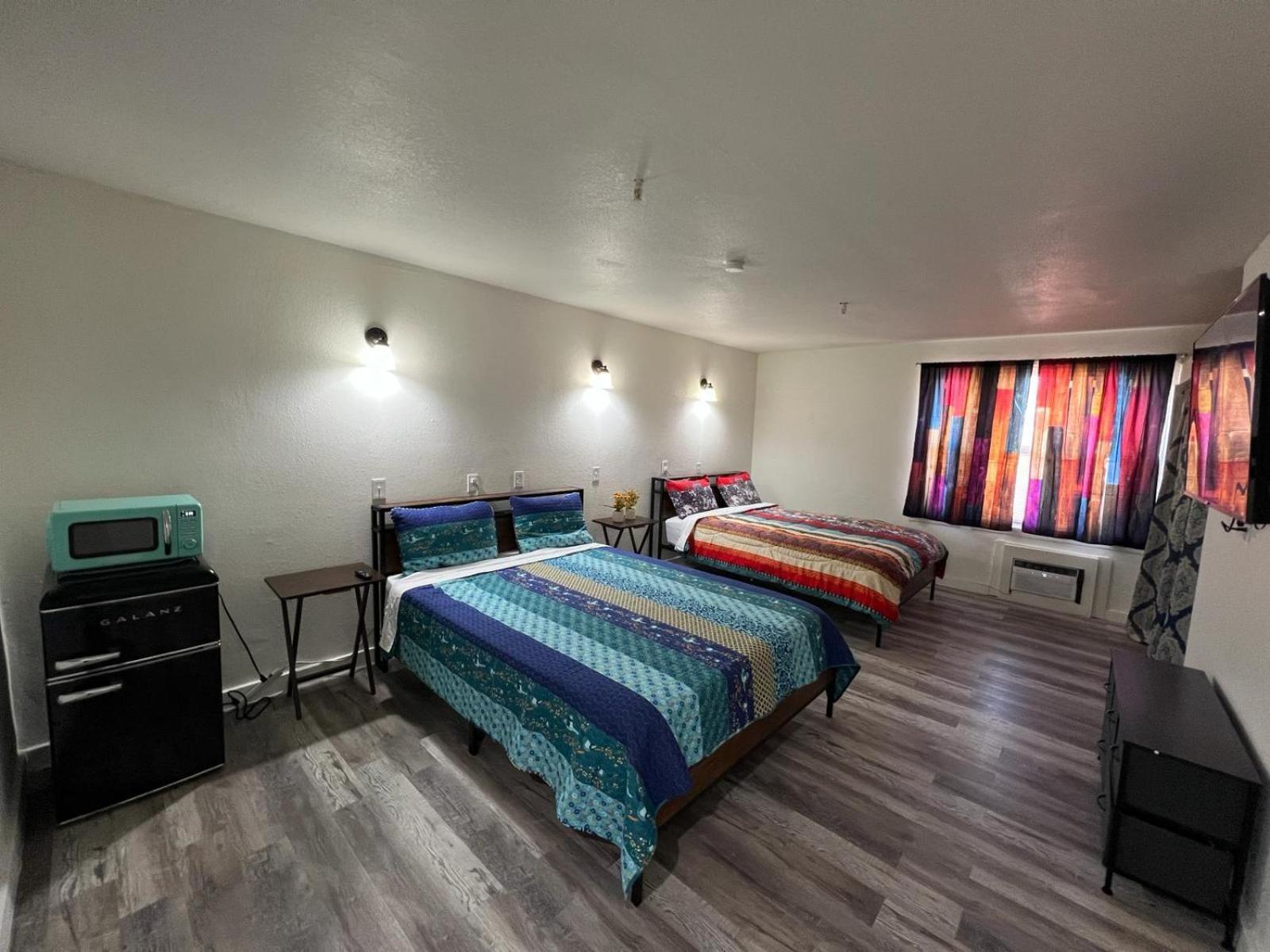 La Unica Hotel Austin Bagian luar foto